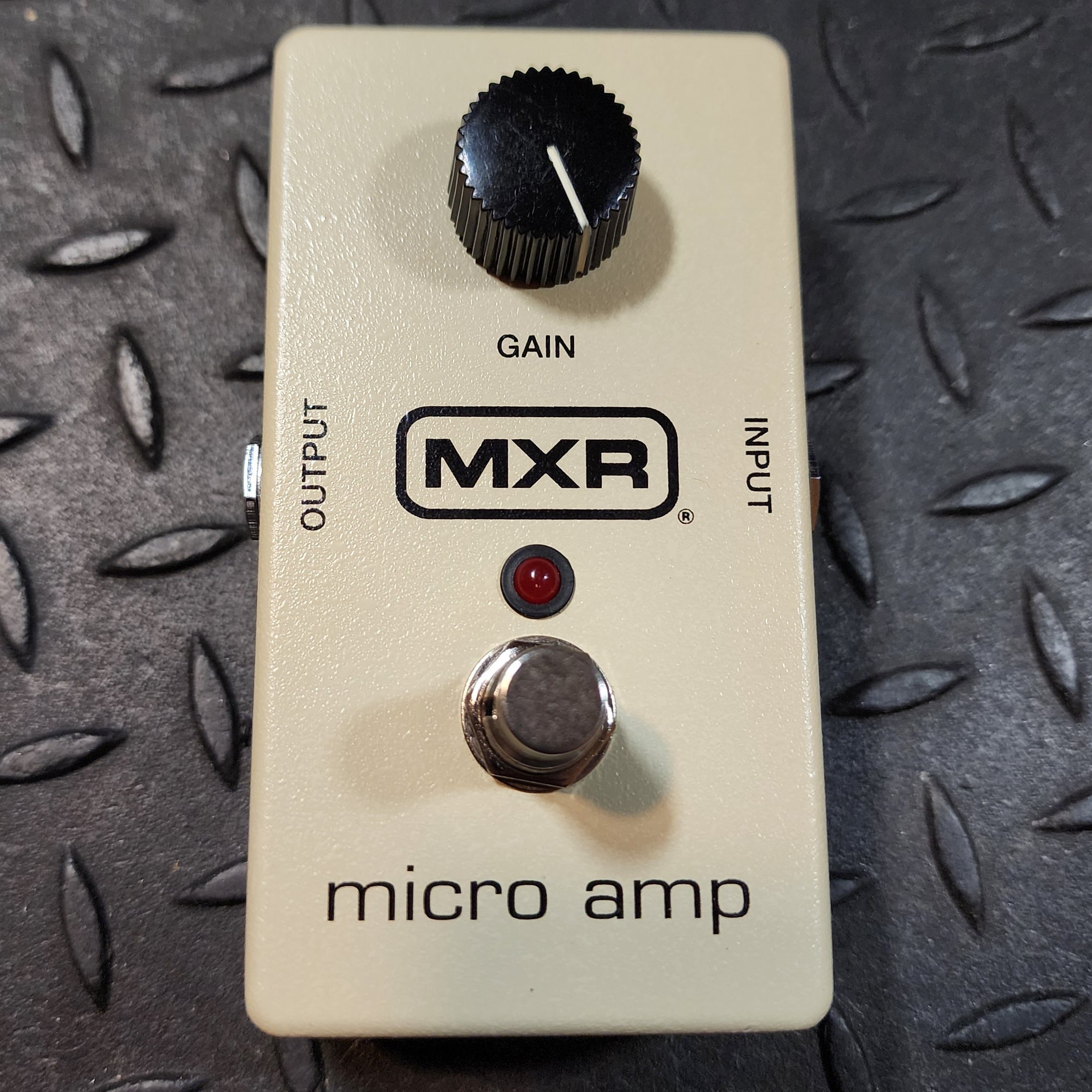 MXR Micro Amp | Pre Rocked Pedals