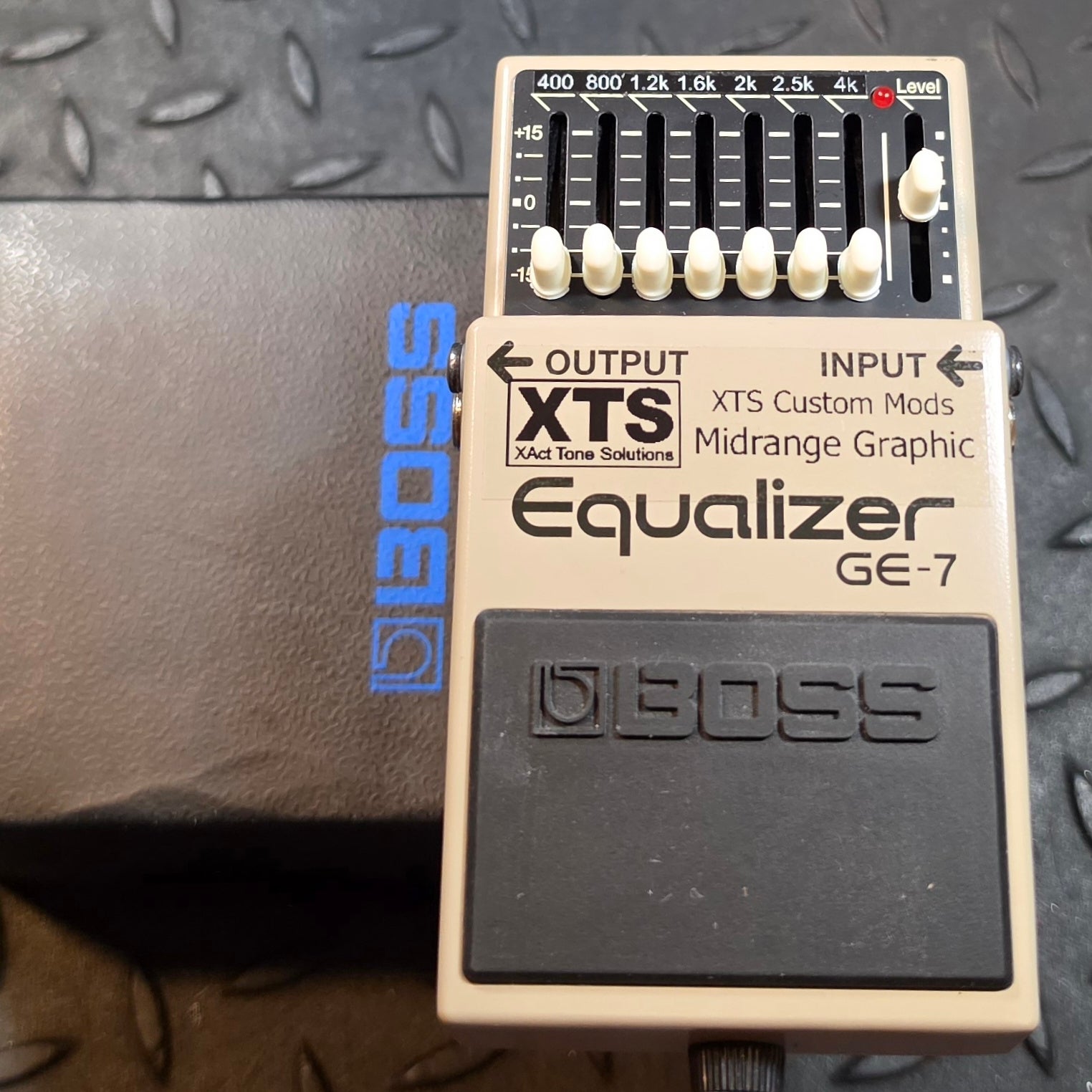 Boss GE-7 Graphic Equalizer XTS MidRange Modded | Pre Rocked Pedals