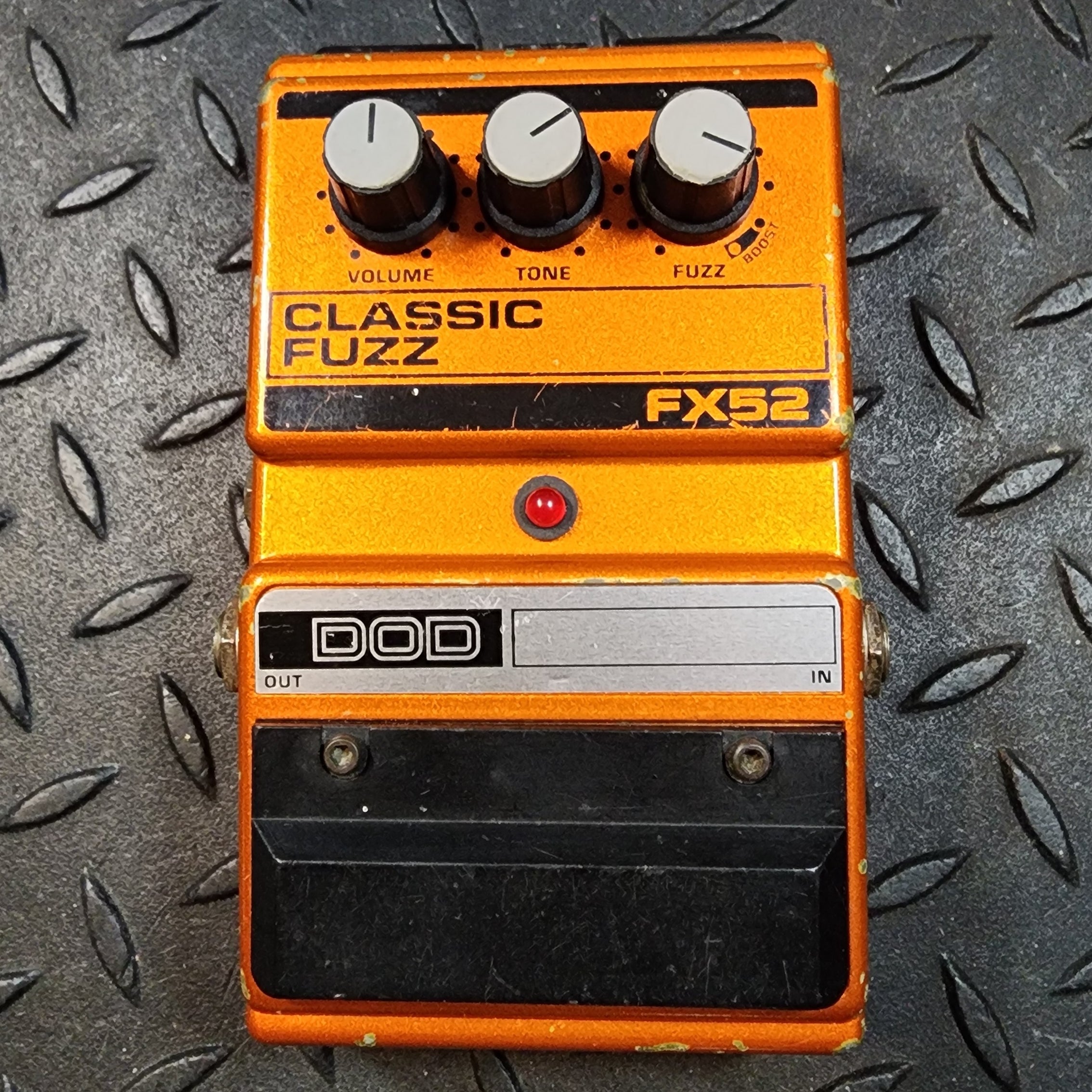 DOD FX52 CLASSIC FUZZ ファズ DOD Classic Fuzz FX52 Pedal Profile Video - YouTube